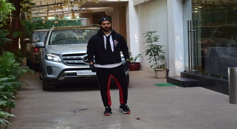 Mumbai, April 20 (IANS) Bollywood actor Varun Dhawan let off some steam against the novel coronavirus with an abusive rant on social media, and he says it helped him feel better.	 (File Photo: IANS)
