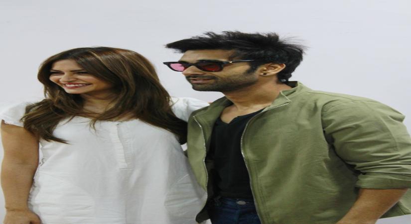 Mumbai, April 15 (IANS) The lockdown has given lovebirds rumoured Kriti Kharbanda and Pulkit Samrat a chance to spend quality time with each other, which is evident from the actress' latest social media post!