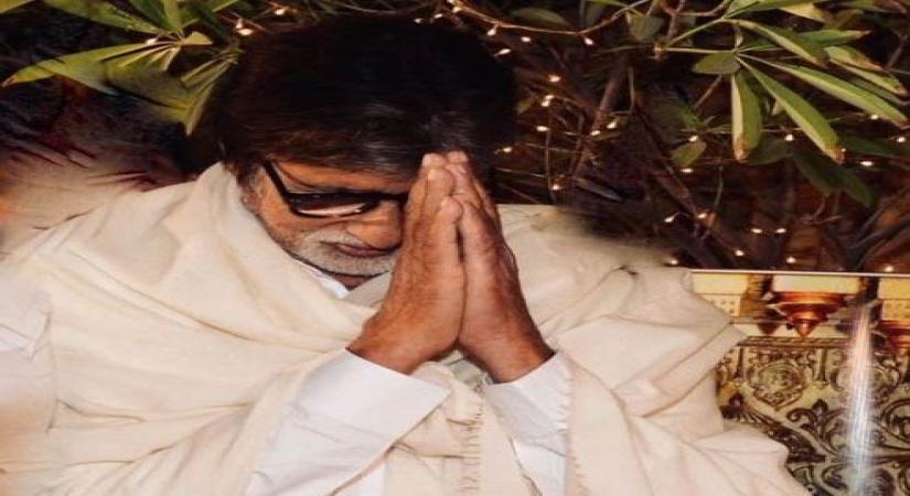 Mumbai, April 7 (IANS) Iconic actor Amitabh Bachchan has come together with several cine idols from all over India as well as new-age Bollywood superstars Alia Bhatt, Ranbir Kapoor and Priyanka Chopra, to feature in a quirky, all-new video that campaigns in favour of staying at home during the ongoing COVID-19 lockdown. Superstars from across India seen in the four-minute, 39-second video are Rajinikanth, Mohanlal, Mammootty, Chiranjeevi, Prosenjit Chatterjee, Shiva Rajkumar, Sonalee Kulkarni an