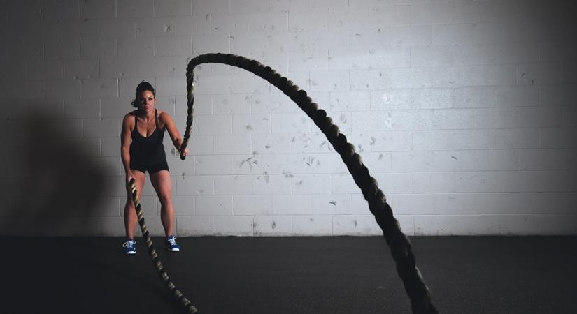 London, April 5 (IANS) Being in isolation without access to gyms and sports clubs should not mean people stop exercising, say researchers, adding that daily exercise plays an important role in helping to maintain a healthy immune system.