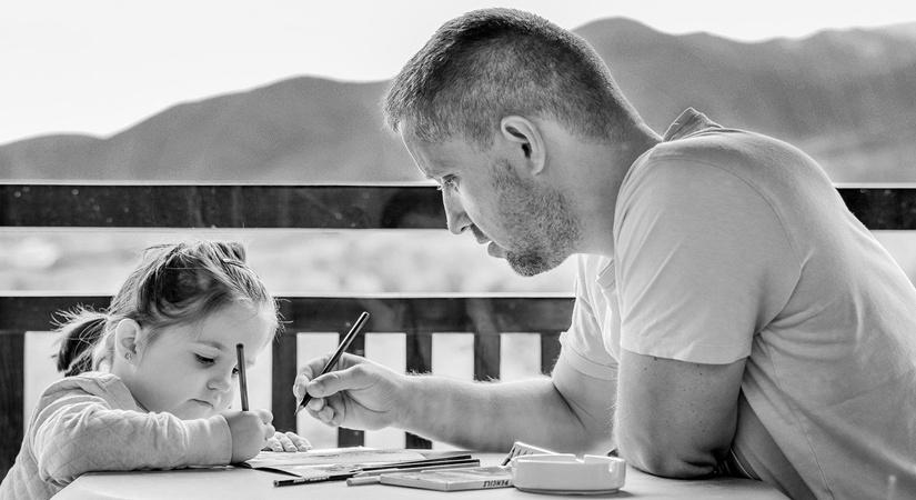 Researchers have found that children as young as four have the same levels of overconfidence as business executives, bankers and physicians when it comes to taking risks.