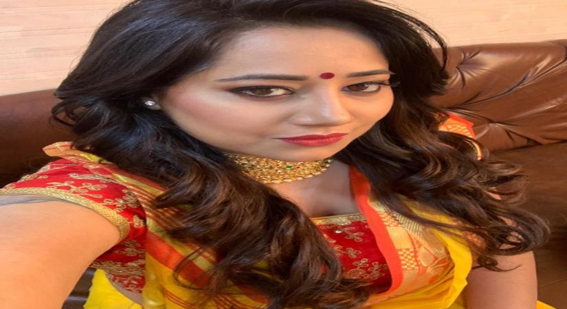 Mumbai, April 13 (IANS) Singer Payal Dev has come up with her new song "Sayyam rakh", which aims to cheer up people's mood amid the COVID-19 pandemic.