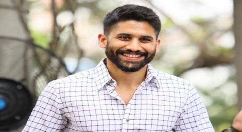 Samantha shows off 'handsome' hubby Naga Chaitanya on social media.