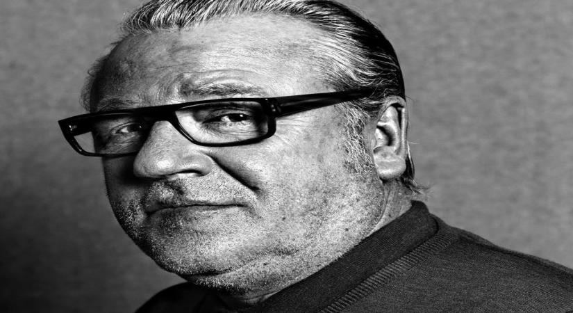 Ray Winstone.