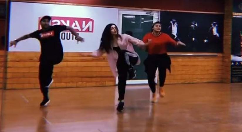 Alaya F gives glimpse of her first dance rehearsal.