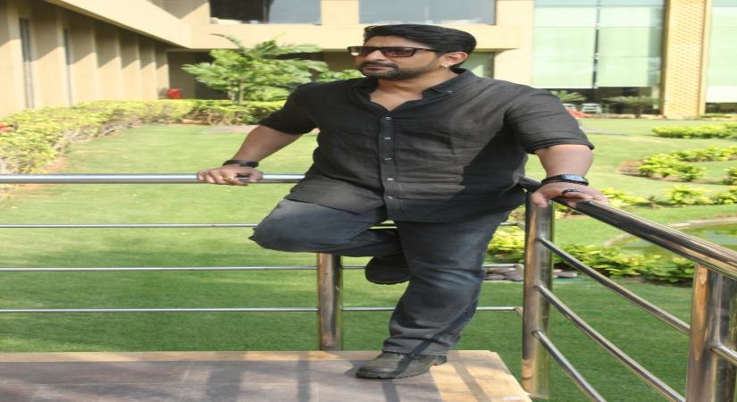 Mumbai, May 17 (IANS) Actor Arshad Warsi has been able to shed off 6 kilos of weight during lockdown.	(File Photo: IANS)