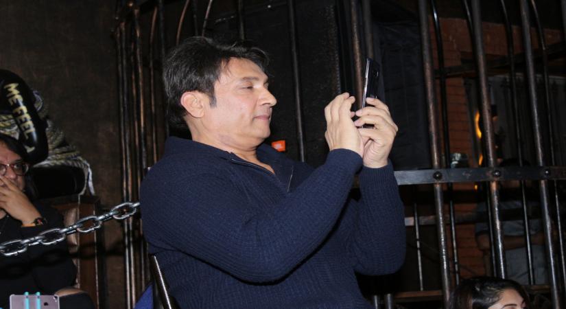 Shekhar Suman's legal notice to director for recording play without his consent