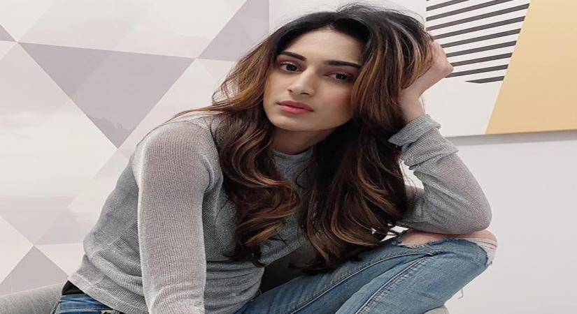 Mumbai, June 23 (IANS) "Kasautii Zindagii Kay" actress Erica Fernandes says the quarantine period has taught everybody a lot of lessons. She has also urged people to engage in "selfless deeds", especially during difficult times as these.