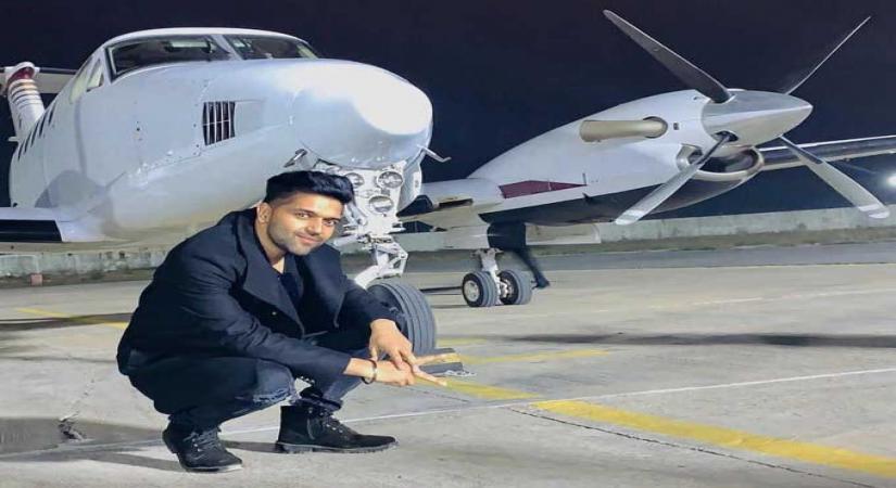 Guru Randhawa.