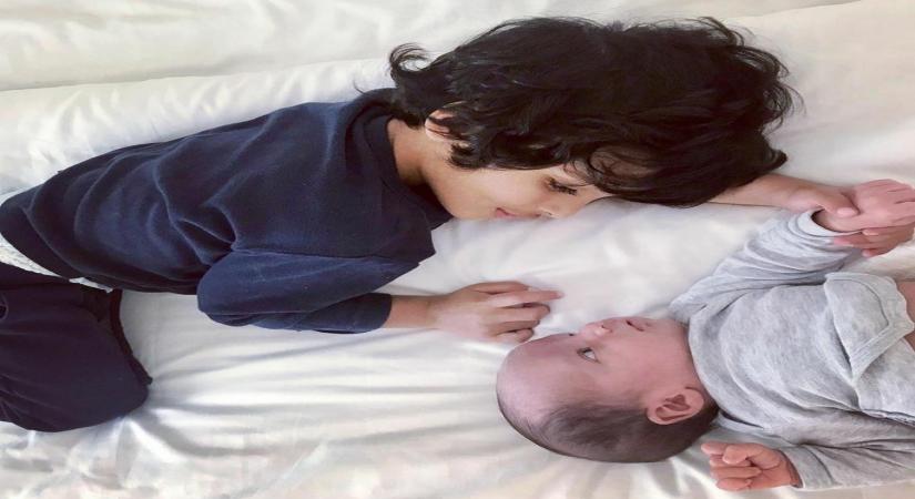 Mumbai, June 26 (IANS) It's not easy for actress Lisa Haydon to take her pictures when her baby Leo is around.
