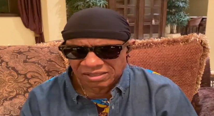 Stevie Wonder calls out Donald Trump.