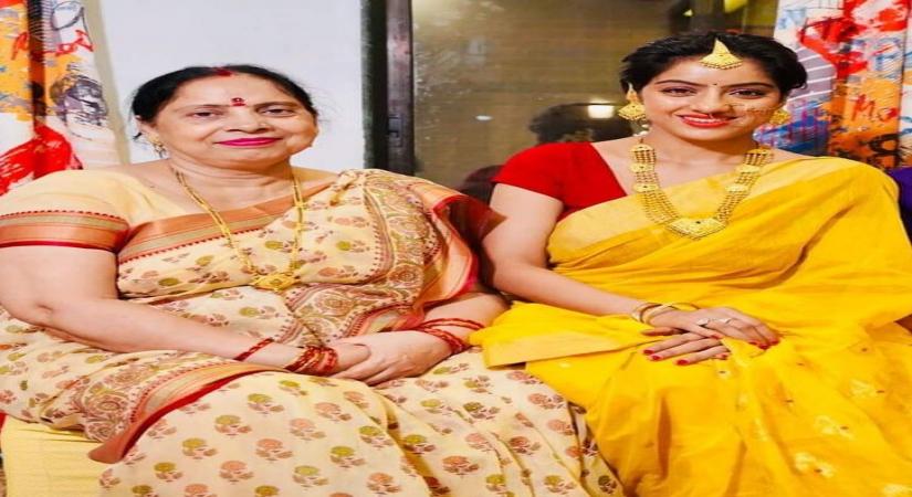 TV star Deepika Singh's mother back home after Covid recovery.