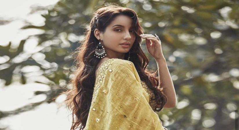 Mumbai, June 1 (IANS) Actress-popular dancer Nora Fatehi has shared a video on Instagram where she shows off a few sensuous moves. She declares that hips tiktok when she dances!