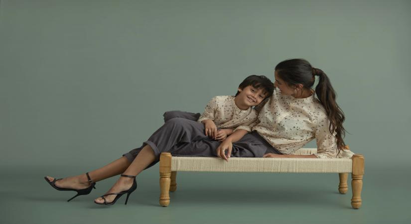 Pragya and her son Isana.