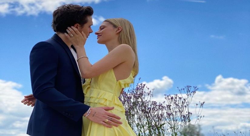 David Beckham's son Brooklyn engaged to actress-girlfriend Nicola Peltz.