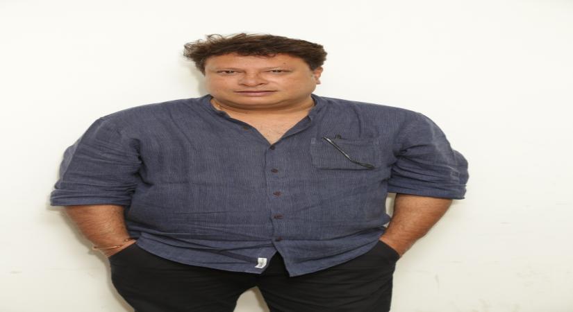 Mumbai, July 2 (IANS) Tigmanshu Dhulia is all set to direct a Bollywood remake of the French film Gang Story.