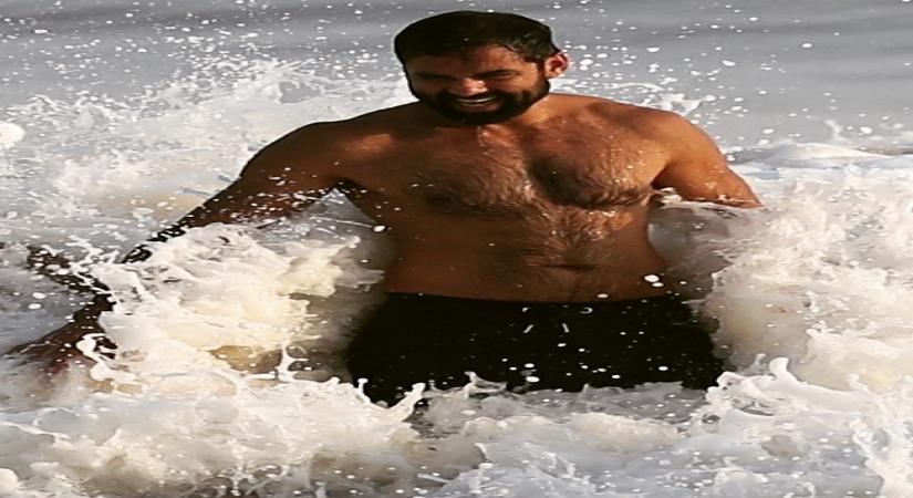 Abhay Deol loves 'water', 'salty air'