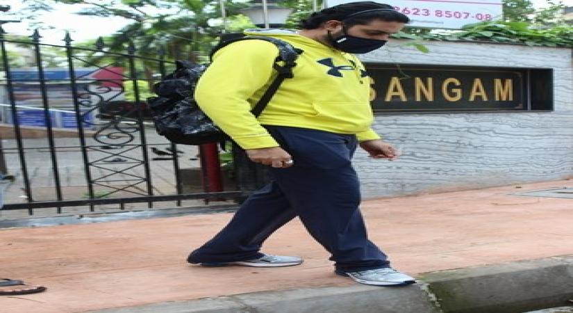 Mumbai: Actor Abhishek Bachchan seen at a dubbing studio in Juhu, Mumbai on June 19, 2020. (Photo: IANS)