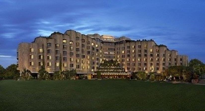 New Delhi, July 13 (IANS) In keeping with ITC Hotels' commitment towards enhancing gourmet experiences, the chain on Monday announced its partnership with Zomato, India's leading food delivery platform, to offer customers responsible dining experiences in the comfort of their home.