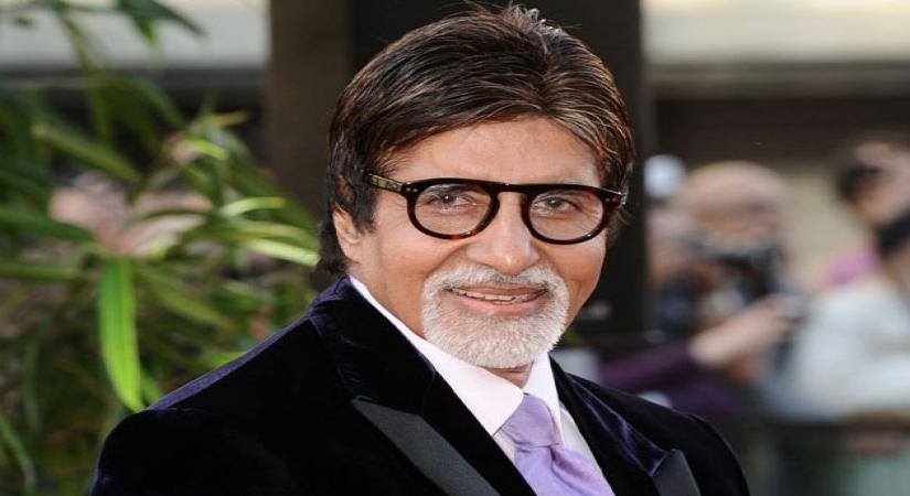 Amitabh Bachchan gives English tutorials on social media