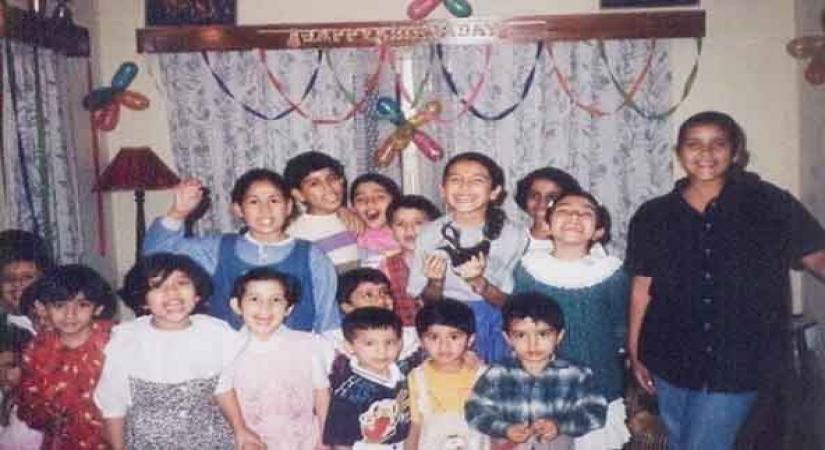 Mumbai, Aug 2 (IANS) Actress Anushka Sharma, who comes from an army background, has remembered all her old friends with whom she lost touch with when their families got posted to different places.