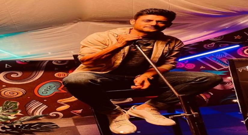 Manav Gohil.
