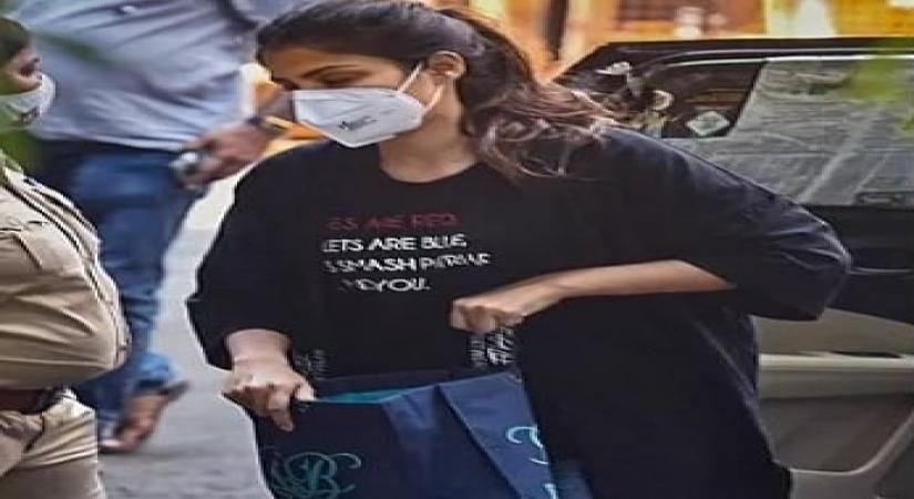 Mumbai court reserves order on Rhea's bail plea till Fri