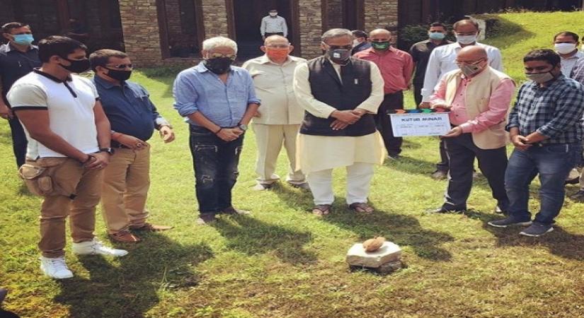 Uttarakhand CM Rawat at muhurat of Karanvir Bohra's latest.