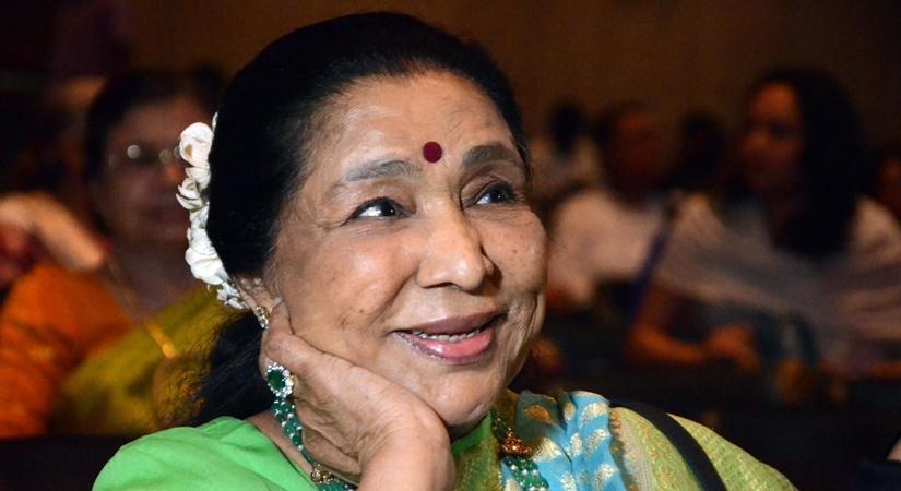 Singer Asha Bhosle. (Photo: IANS)