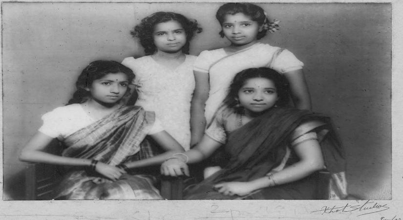 Lata Mangeshkar turns 91: Sister Asha Bhosle shares unseen childhood memory