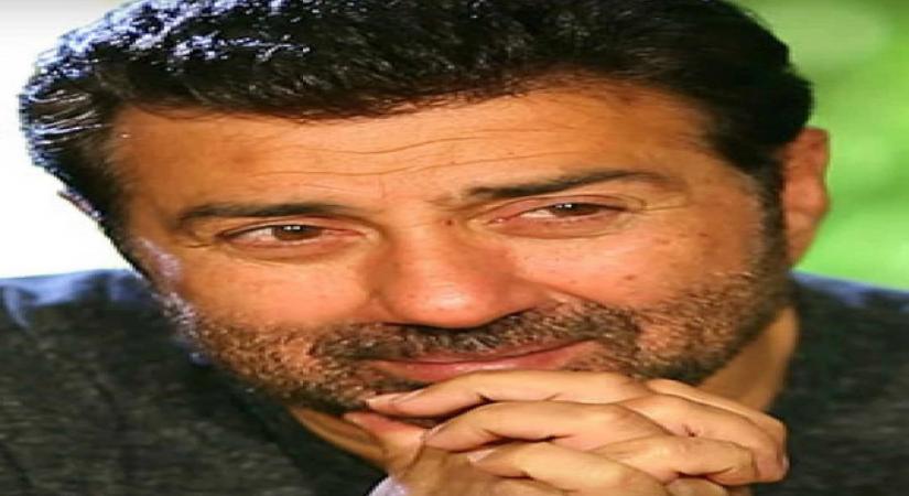 Sunny Deol turns 64: Here's how Dharmendra, Bobby wished the action star