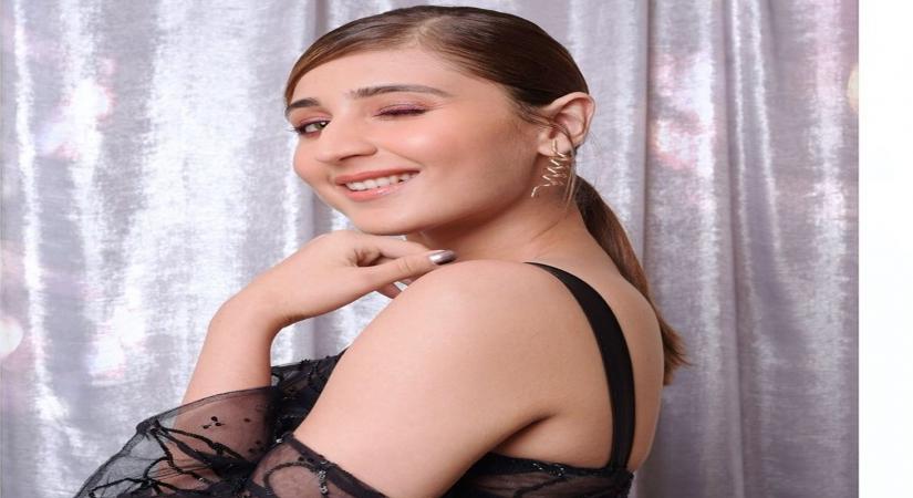Pop single 'Vaaste' crosses 1-Billion mark