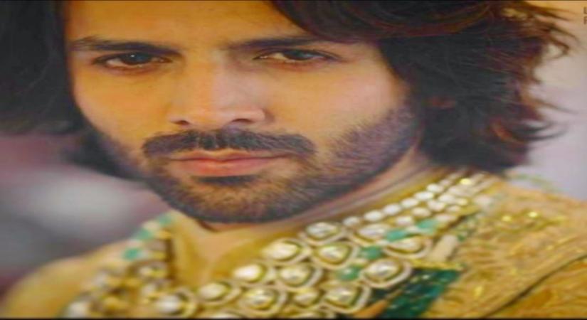Kartik Aarya.