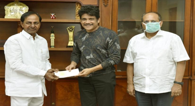 Telugu actor, politician Chiranjeevi tests Covid positive.