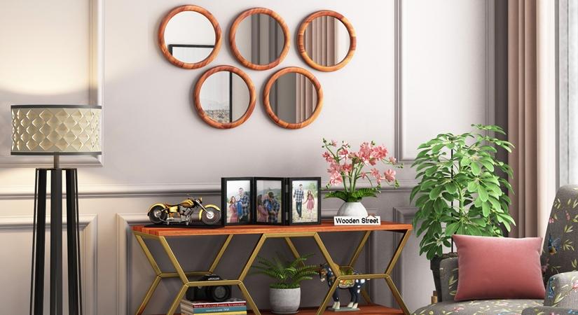 Lights & mirrors: A clutter-free home decor setup in budget 