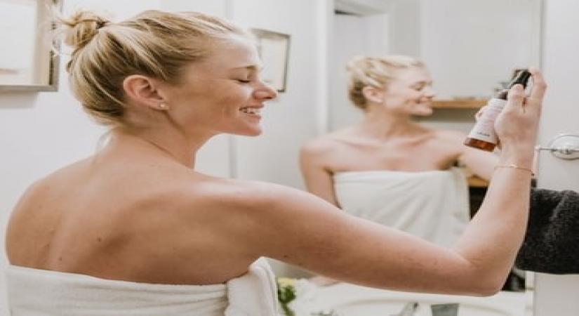 Everything you need to know about skin toners 