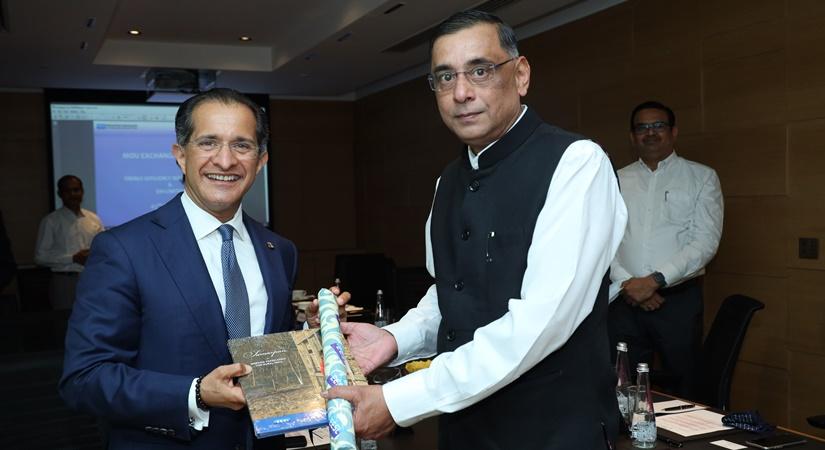 Mr. Vikram Oberoi, Managing Director and Chief Executive Officer, The Oberoi Group and Mr. Saurabh Kumar, Executive Vice Chairman, EESL