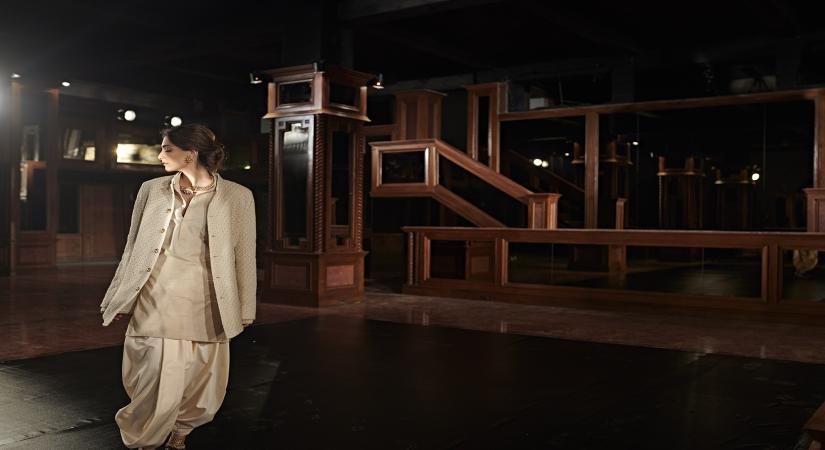 Sonam Kapoor in Kunal Rawal