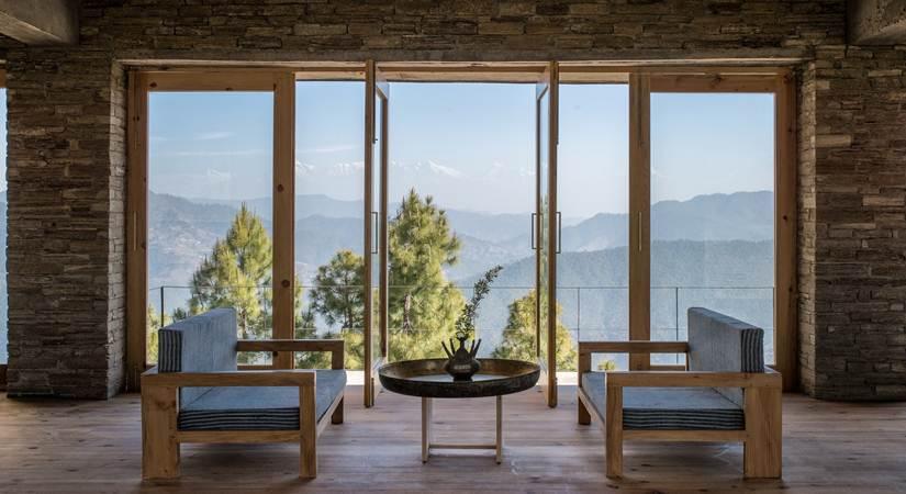 Lounge and views_The Kumaon
