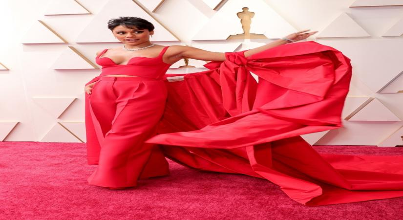 Ariana DeBose wins Oscar for 'Best Actress in a Supporting Role'.