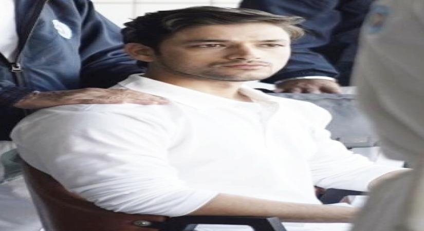 Saurabh V Pandey opens up about working with Pankaj Kapoor in 'Jersey'.