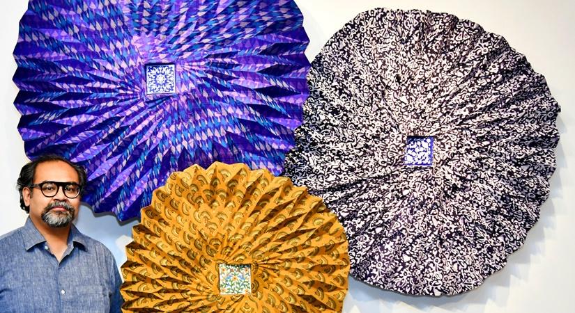 Ankon Mitra with 'The Voice of the Ornaments'