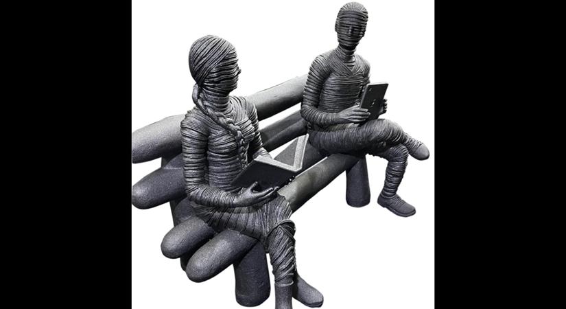 Neeraj Gupta, Transformation, Advance composite material, 165x91x142 Cms, 2022