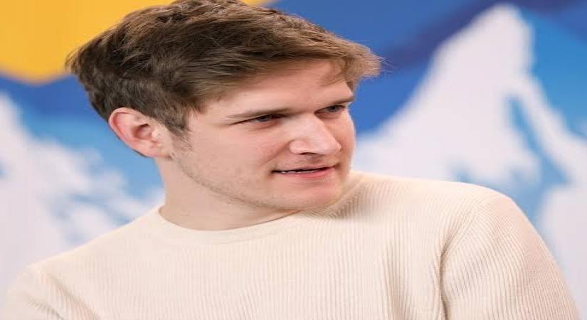 Bo Burnham releases deleted scenes from comedy special 'Bo Burnham: Inside'.