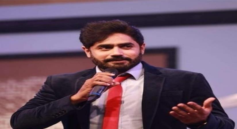 Pakistani singer Abrar ul Haq claims KJo 'copied' his song in 'Jug Jugg Jeeyo'