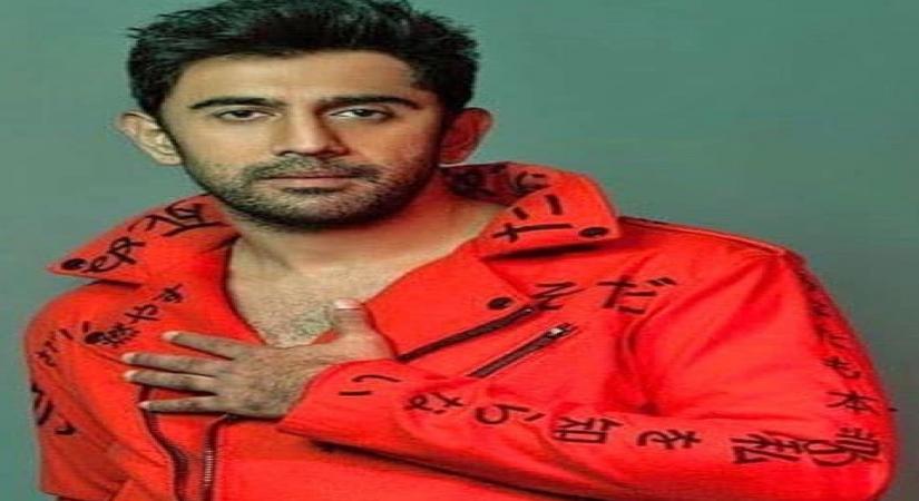 Amit Sadh .