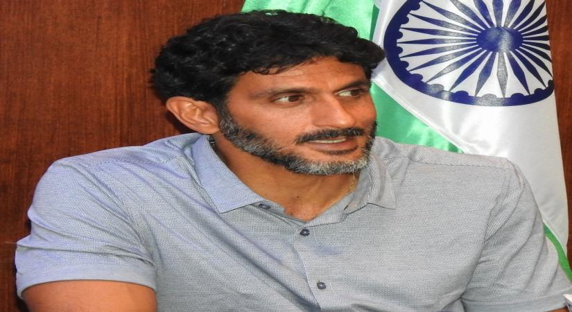'Fauda' star Tsahi Halevi breaks into 'Yarana' song to celebrate India-Israel ties