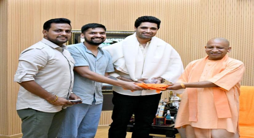 UP CM compliments Adivi Sesh,Major Unnikrishnan's parents on 'Major' success.