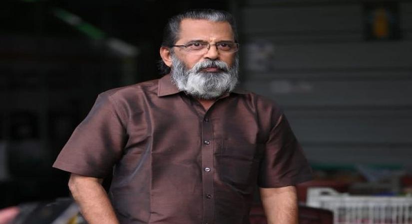 Unni Mukundan delighted with dad getting to act in 'Shefeekkinte Santhosham'