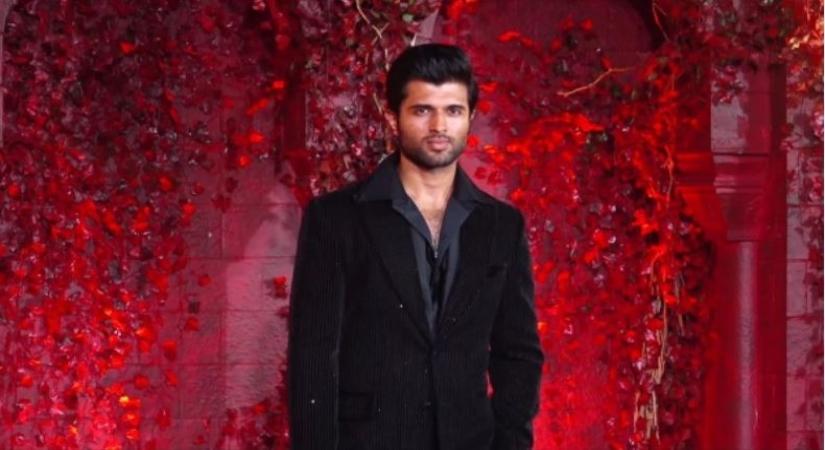 Vijay Deverakonda showers praise on 'Major', a film with 'passion, love, sincerity'